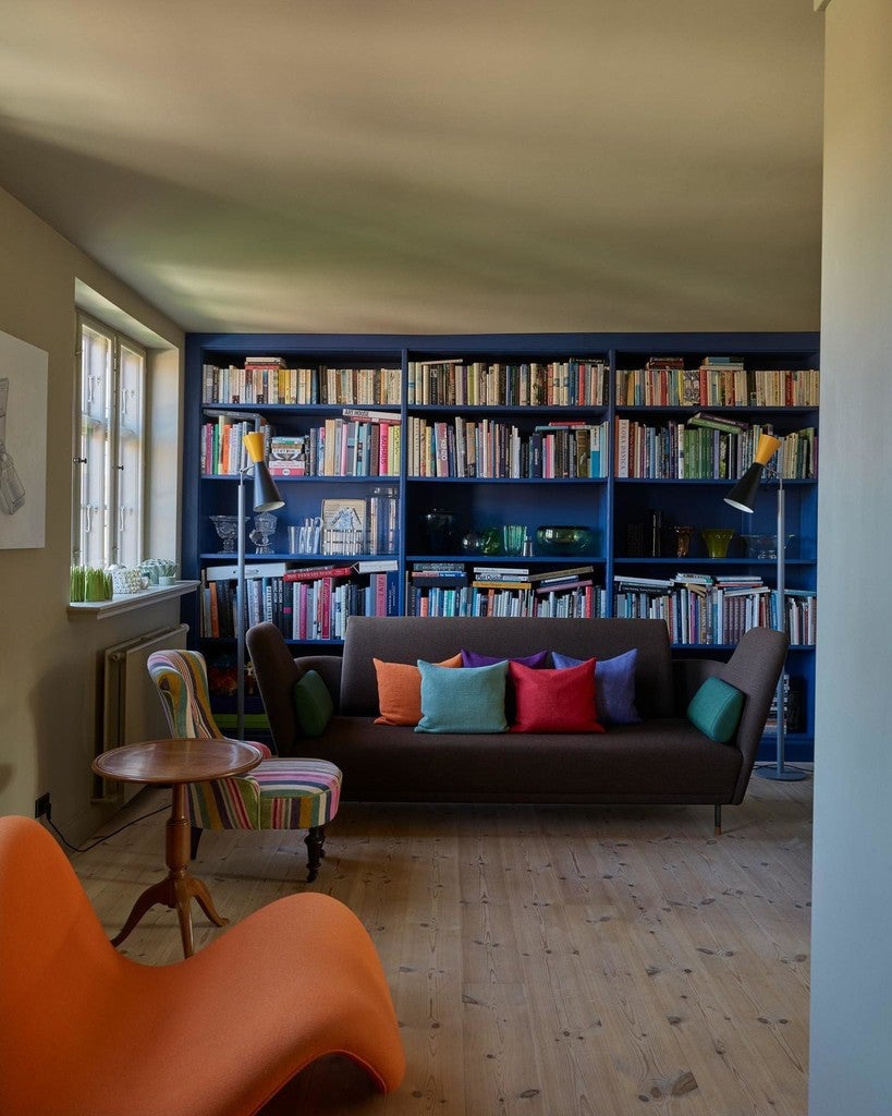 Farrow & Ball Drawing Room Blue No. 253 paint, divallatelier.com