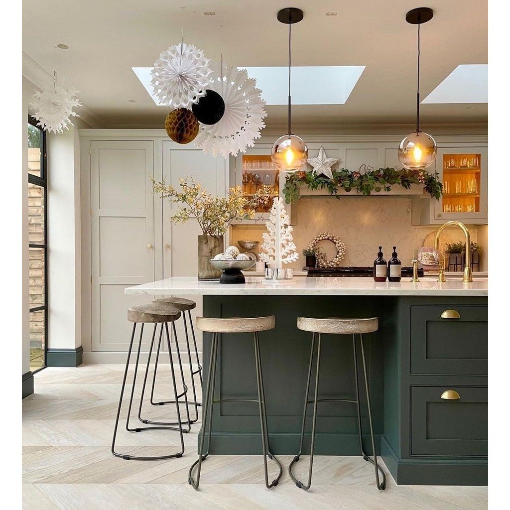 Farrow & Ball Strong White No. 2001, duvallatelier.com