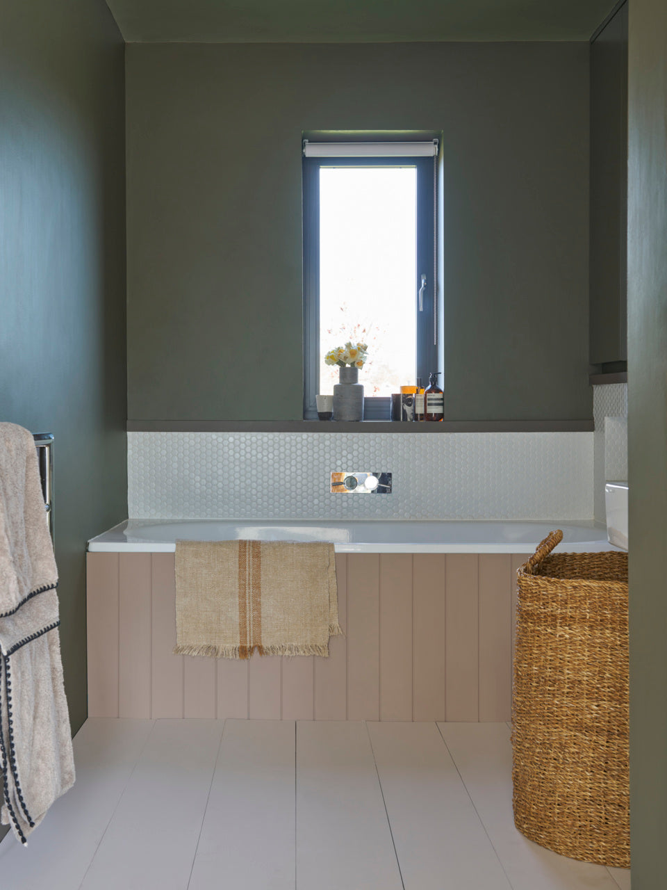 Farrow &Ball Reduced Green No. 313 paint, duvallatelier.com