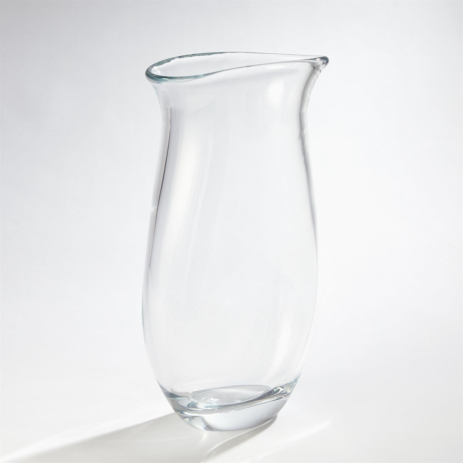 GIANT GLASS VASE CLEAR