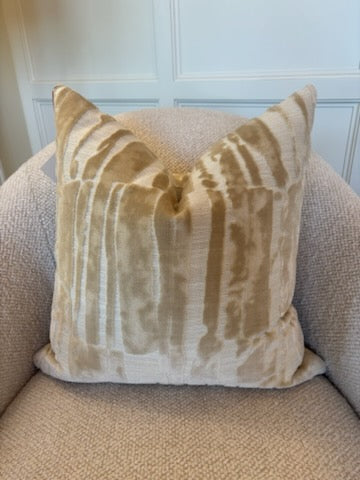 ATELIER COLLECTION PILLOW- BRENTWOOD CREAM