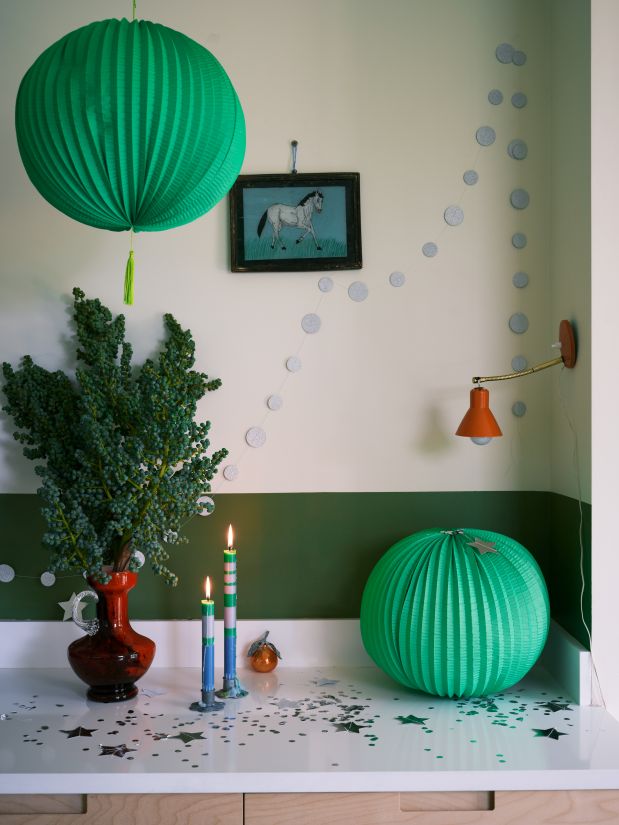 Farrow & Ball Snow White No. W1 paint, duvallatelier.com, Sap Green No. 199