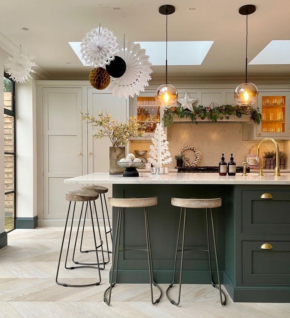 Farrow & Ball Pavilion Gray No. 242 paint, duvallatelier.com