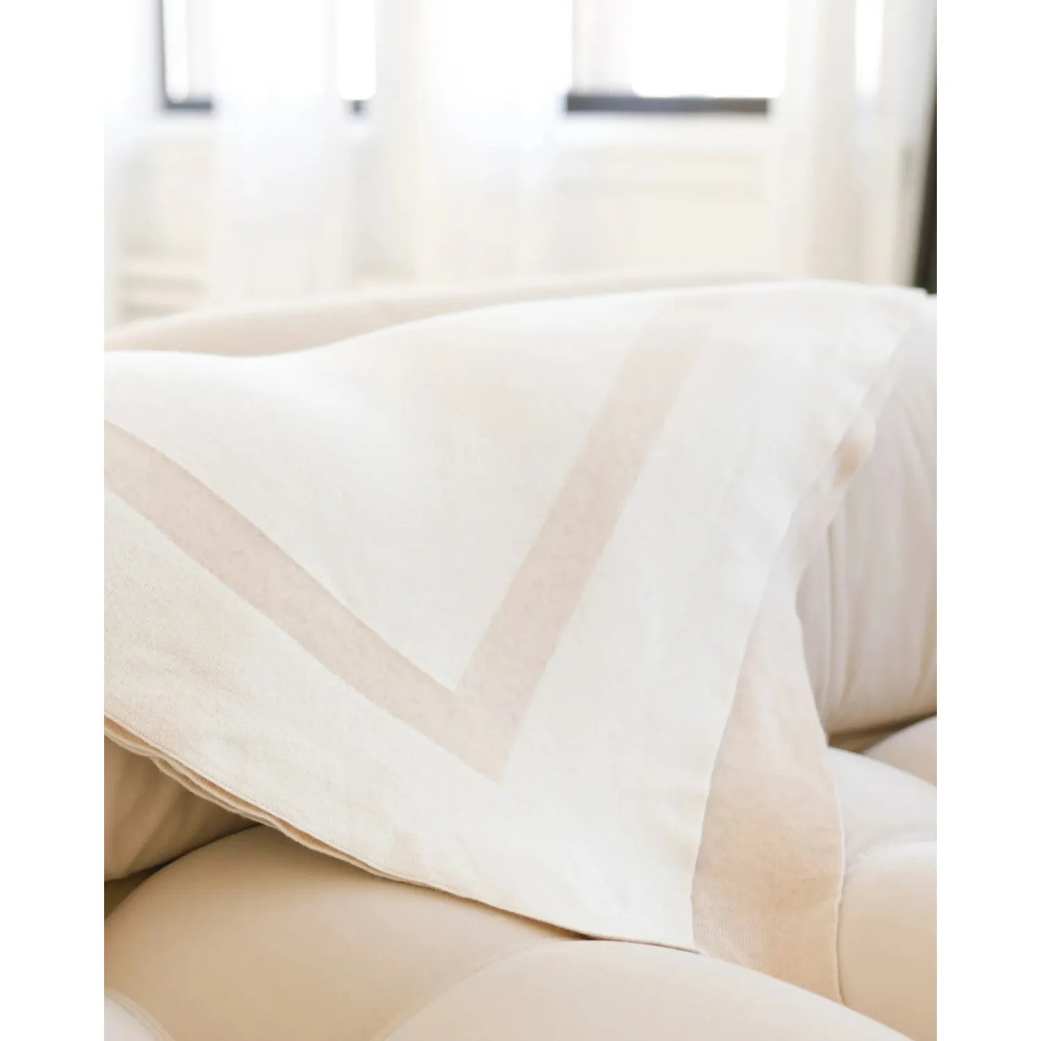 HOMESTEAD TWO TONE CASHMERE THROW