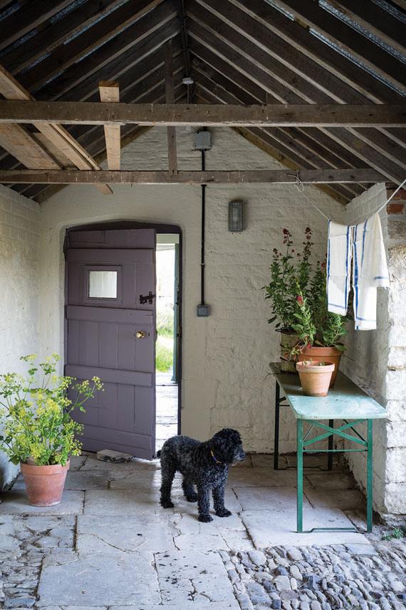 Farrow & Ball Joa's White No. 226 paint, duvallatelier.com