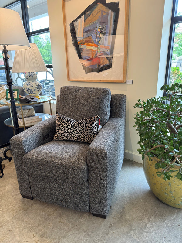 Chair Incliner Bespoke in Motion by Baker