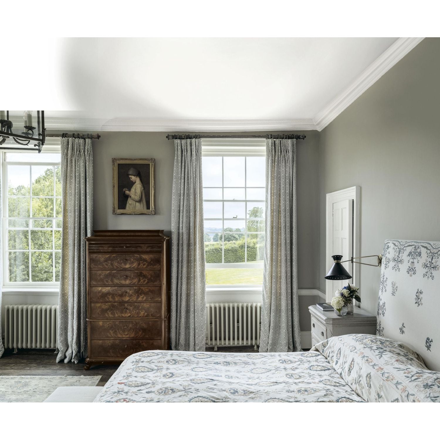 Farrow & Ball Lamp Room Gray No. 88 paint, duvallatelier.com