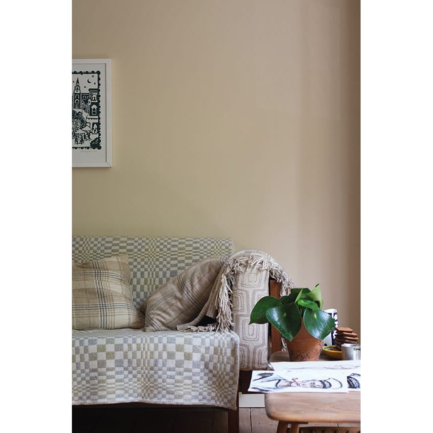 Farrow & Ball Orange Coloured White No. W5 paint, duvallatelier.com
