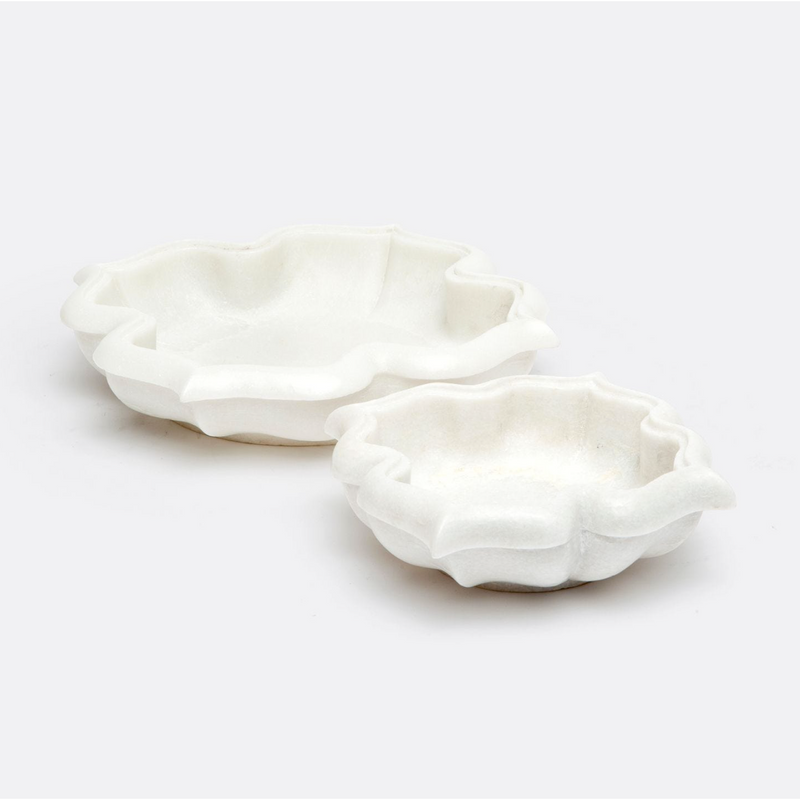 White marble, flower shaped bowls.
