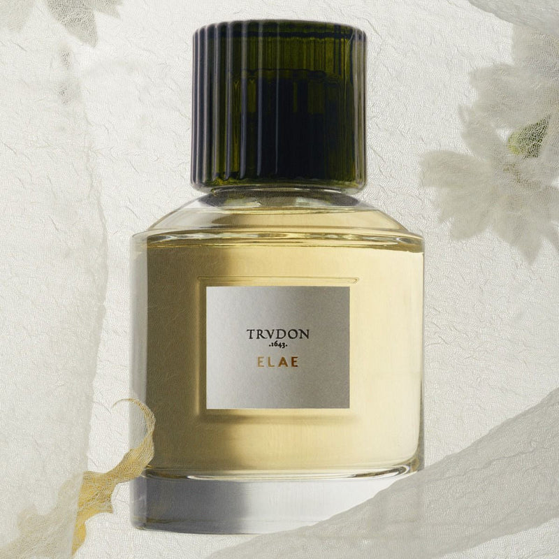 ELAE by TRUDON - A fluid bouquet, from which a luminous aura emanates. Extremely feminine, bathed in light and freshness. The young, white flowers are blended with sensual balms. DUVALL ATELIER