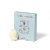 The scented cameo wax goes on the ceramic dish of La Promeneuse. Once the night-light is lit, the heated cameo will melt and spread its fragrance rapidly into the air.  A scented wax cameo will diffuse 8 hours approximately  Box of 4